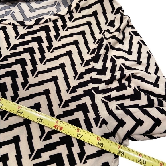 ACCENT Top Dark Brown and Cream - Picture 8 of 10